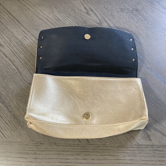 Victoria's Secret - Cream Color Clutch Bag - Gently Used - Picture 5 of 12